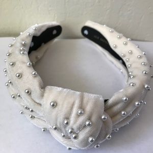 Lele Sadoughi Pearl velvet headband